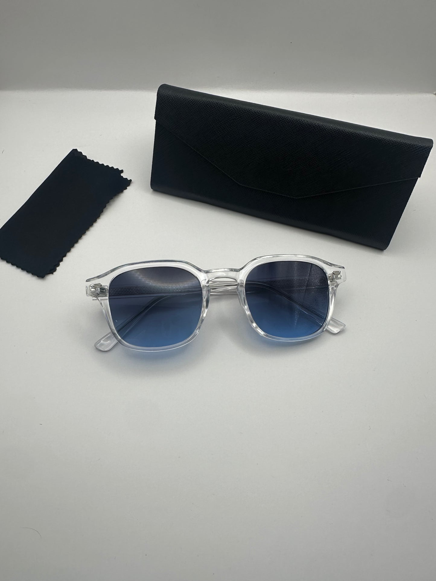 EOS Crystal Blue